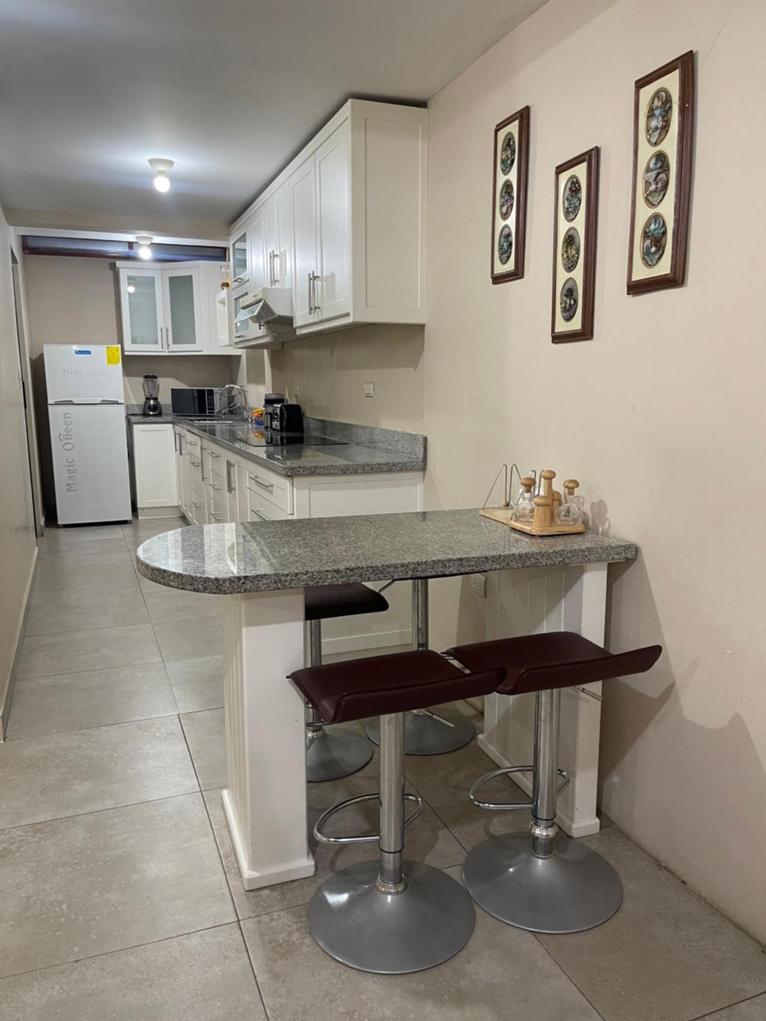 Vfc Suites Cuenca - Ecuador Екстер'єр фото